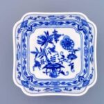 Cibulák – Misa šalátová 4-hranná vysoká 15 cm – originálny cibuľový porcelán I. akosť