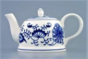 Cibulák – Kanvica M čajová 0,40l – originál cibuľový porcelán 1. akosť
