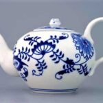 Cibulák – Kanvica čajová so sitkom 0,65 l – originál cibuľový porcelán 1. akosť