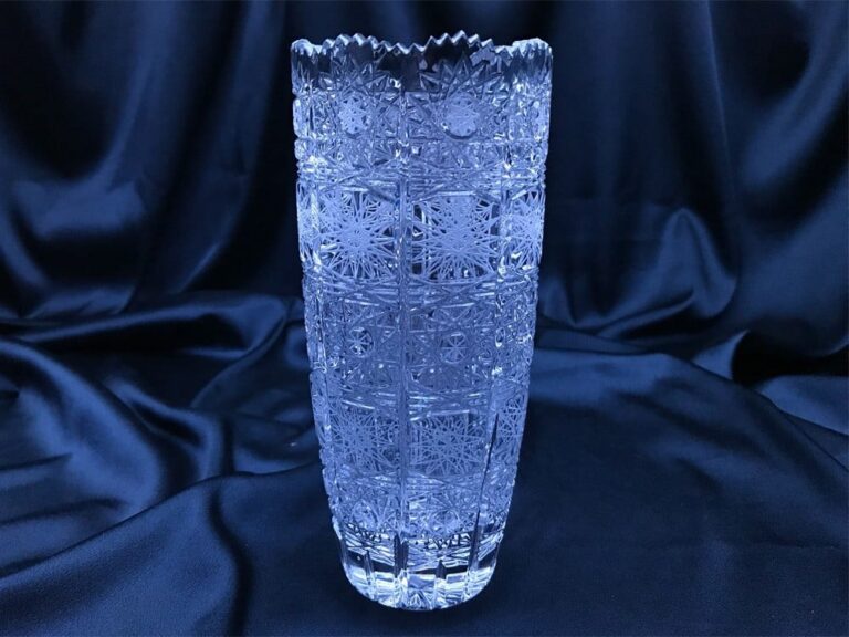 Vas de cristal taiat 20 cm
