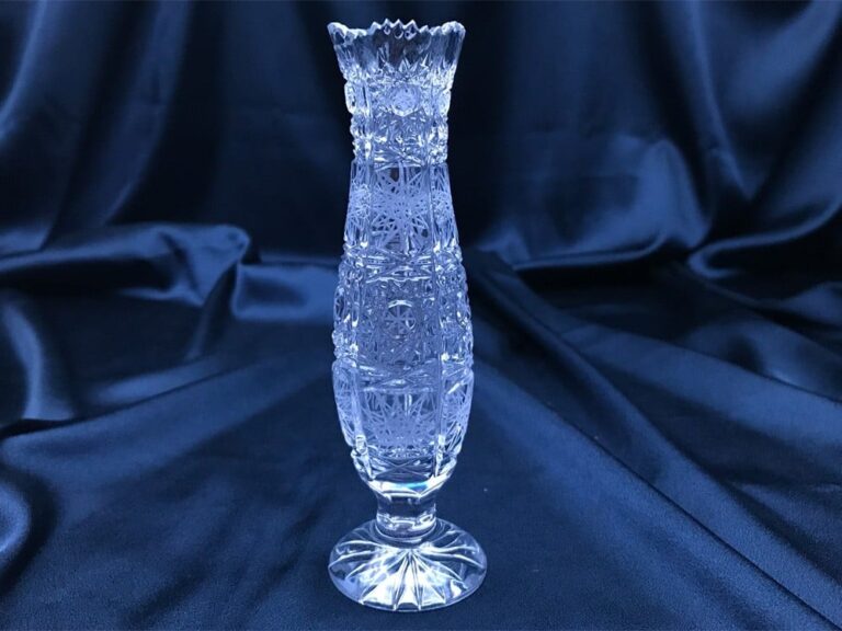 Vas de cristal taiat 15 cm