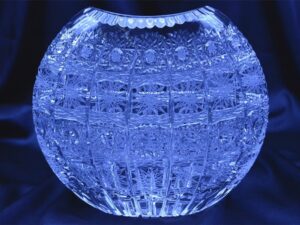 Krištáľová brúsená váza 18 cm