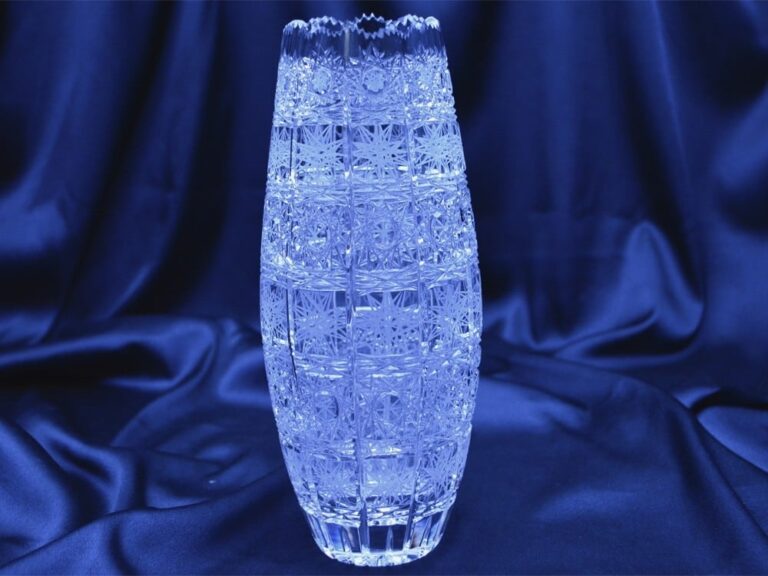Vas de cristal taiat 23 cm