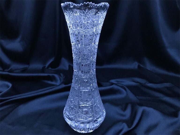 Vas de cristal taiat 25 cm