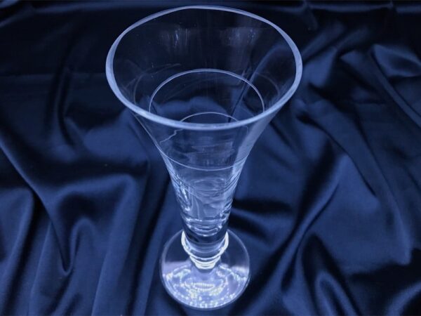 Krištáľová brúsená váza 20 cm